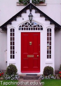 Red home door (Irland).